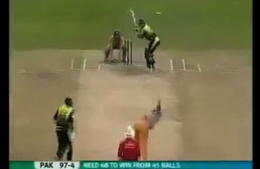 Misbah’s brilliant 66* against Australia 2007 WC