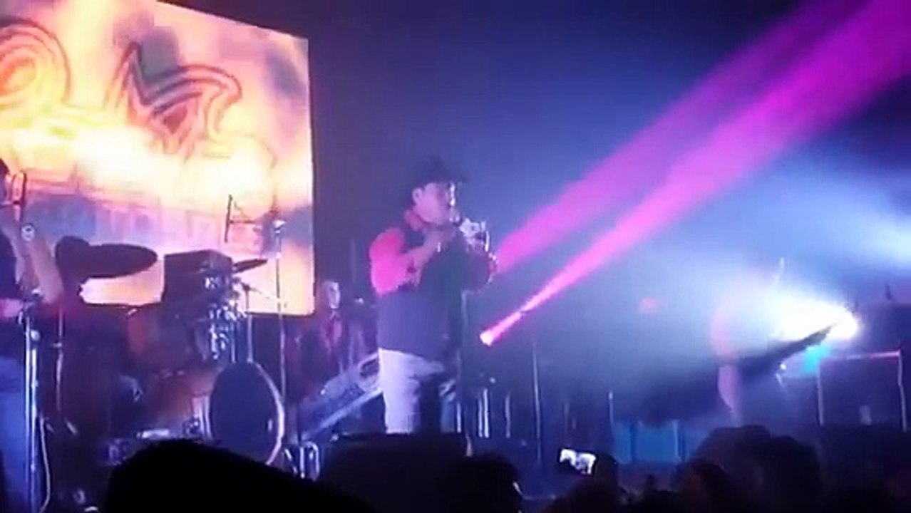 Los rehenes amor de nadie en vivo