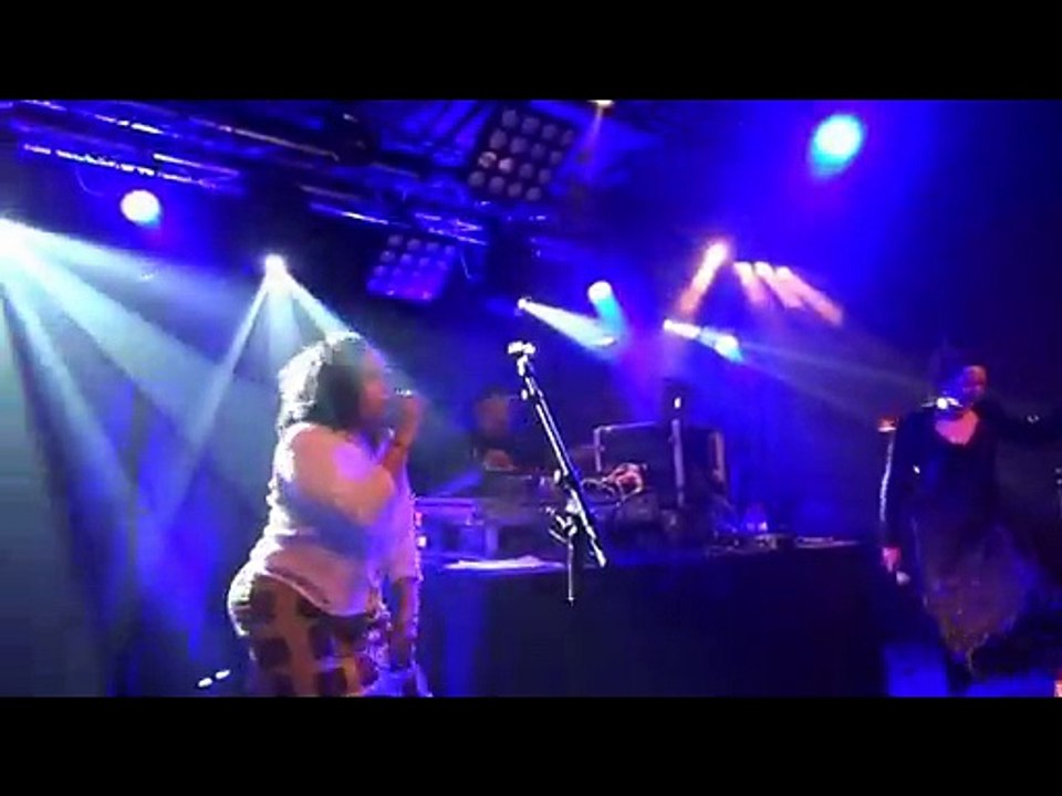 THE BLACKSTARLINERS feat. MOLARA - "Reggae To Dub" (2015) @ Cabaret Vauban - BREST