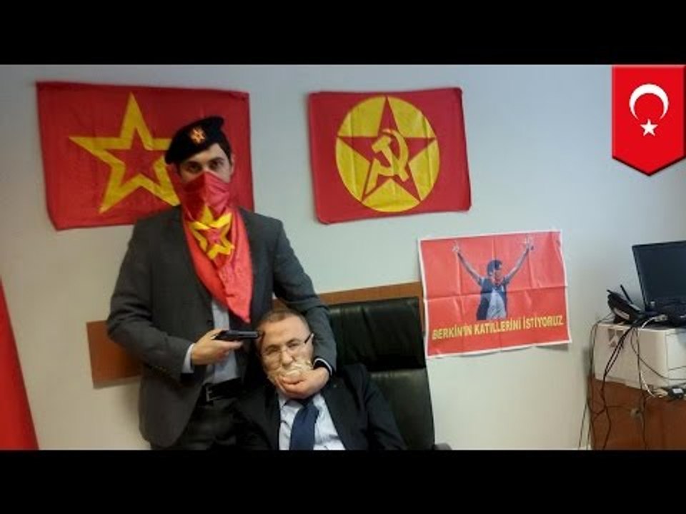 Turkey hostage situation: Prosecutor dies from wounds, two gunmen killed in firefight