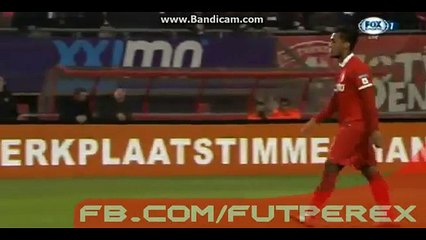 Renato Tapia anota para el Twente de Holanda, pero... (VIDEO)