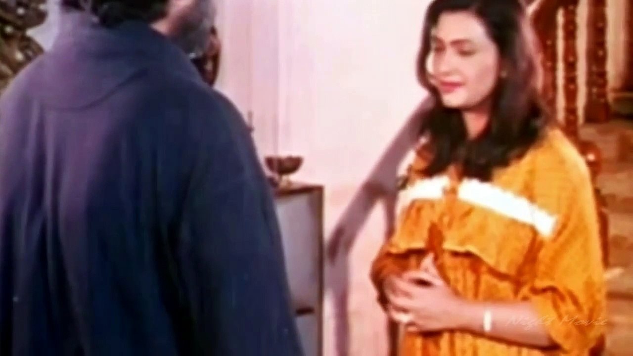 First night romantic Scenes | Mayuri Telugu Movie 18+ Glamour Scene | Telugu masala b grade  Scenes