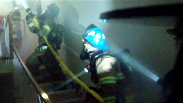 Firefighter helmet cam of residential fire south Wheatland's District : Real nightmare from the inside
