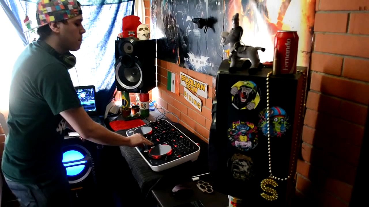 Electro House & Dutch House - Mix 2015 - #1 - DJ Retamoza (Pioneer DDJ-ERGO)