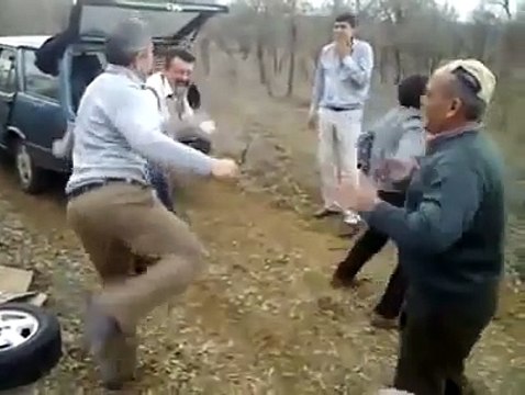 Papi chulo ile Apaçi dansı (_