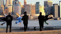 Marketing de guerrilla - Gente volando en Nueva York. Flying People in New York City.