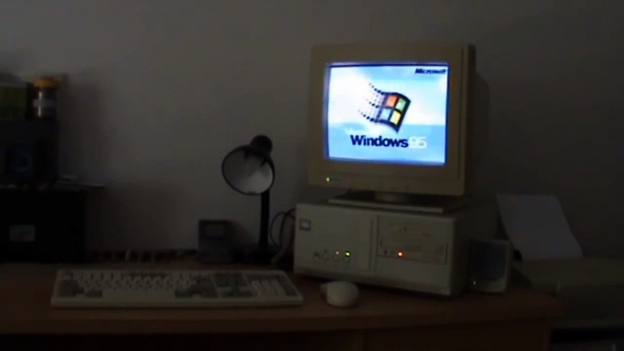 Le doux bruit d'un PC de 1992 sous Windows 95