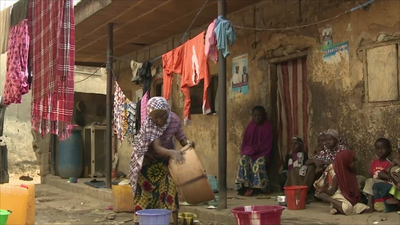 تحديات أمنية واقتصادية تواجه رئيس نيجيريا الجديد