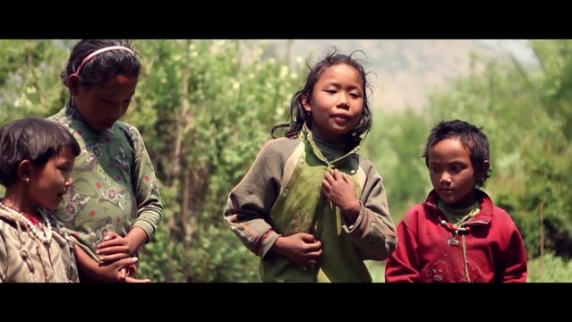 Hiking in the moon: Zam Zam 6, Népal et Tibet