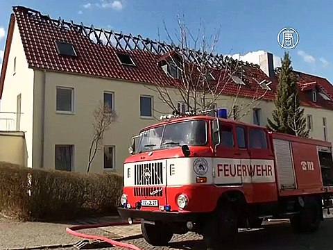 Немецкому политику угрожают смертью из-за беженцев