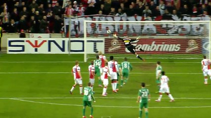 Kaleci firikikten fena avlandı