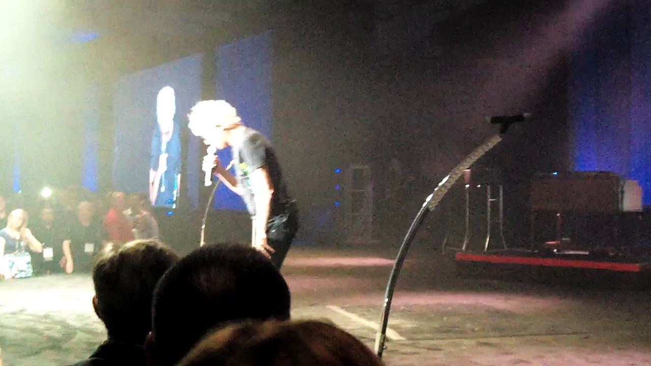 reo speedwagon - cant fight this feeling -  dominos rally - las vegas - 2014