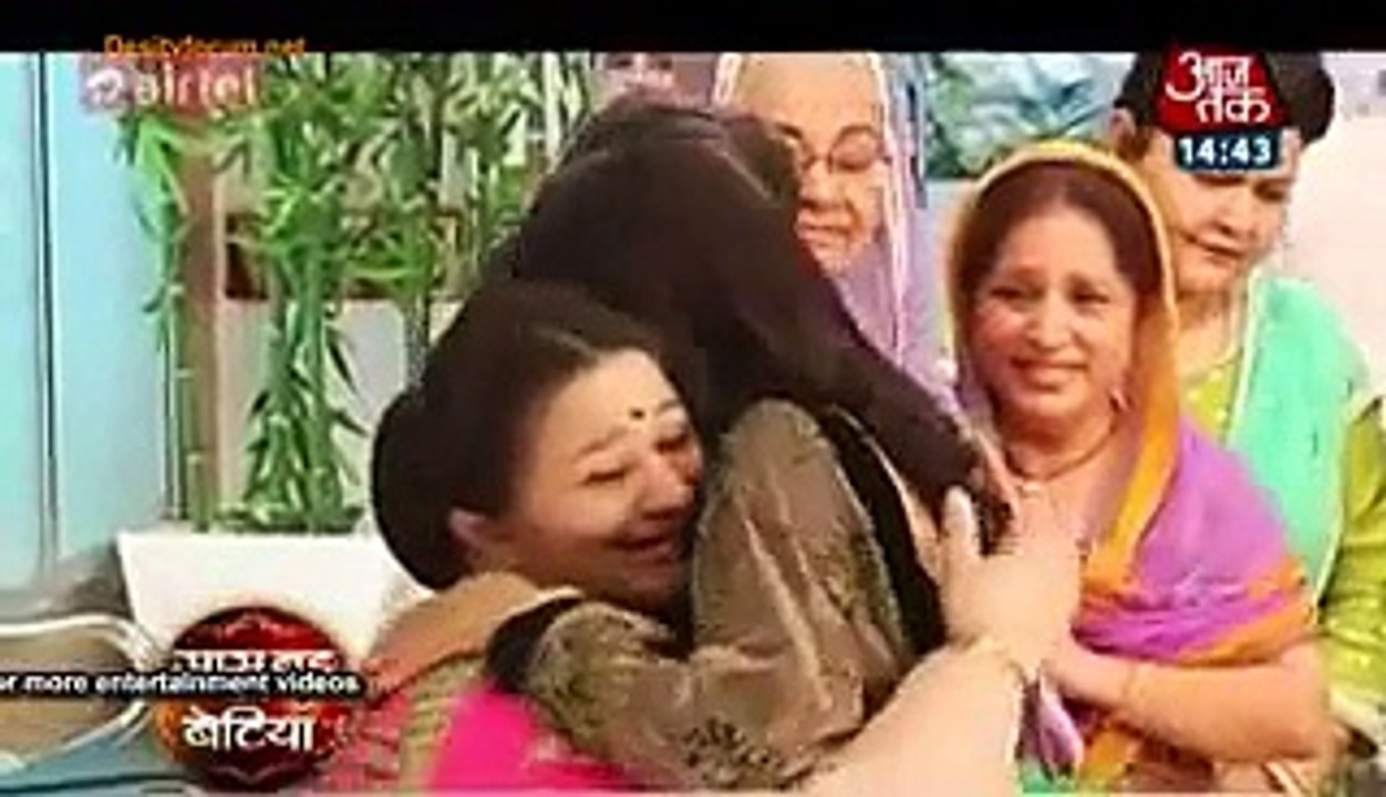 Yeh Hai Mohabbatein Ruhi Aur Ishima Ko Milane Ki Jung Shuru Ho Gayi 8th April 2015   Video Dailymotion