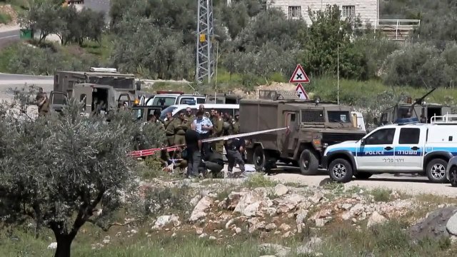 Palestino é morto depois de ferir soldados israelenses