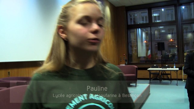 Débat médias et réseaux sociaux : citoyens et informés : Pauline