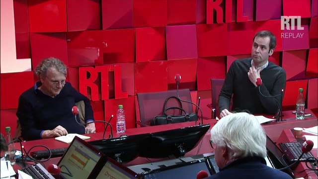 Stéphane Bern reçoit Daniel Pennac dans A la bonne Heure du 08 avril 2015 - Partie 2