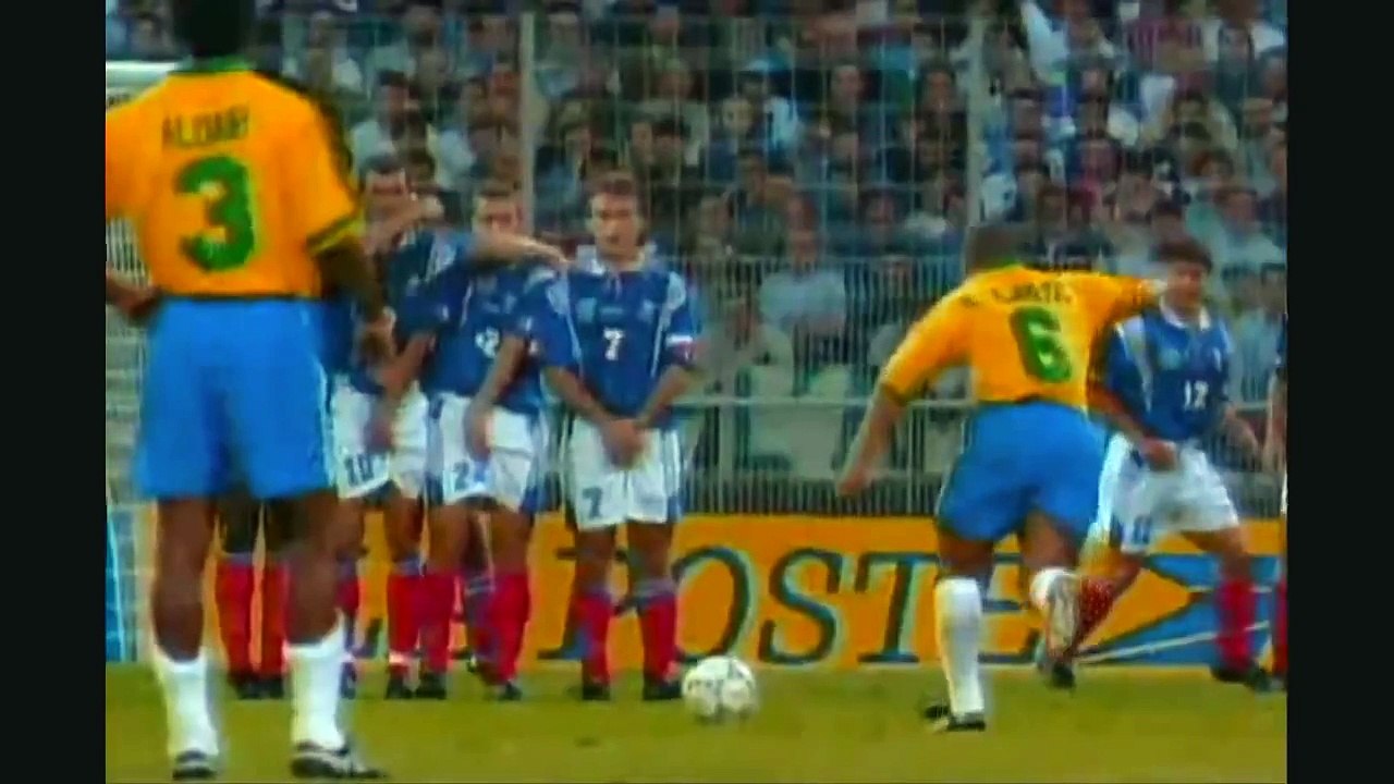 Roberto Carlos best goals ever