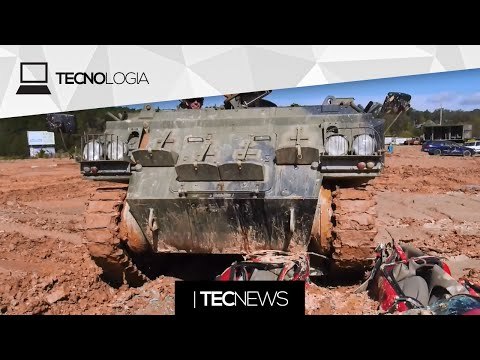 Veja um TANK passando por cima do iPhone 6 / Teste de queda do iPad Air 2 | TecNews