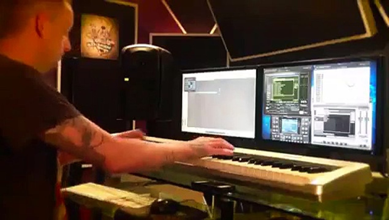 VID-20150401-WA0001.mp4
