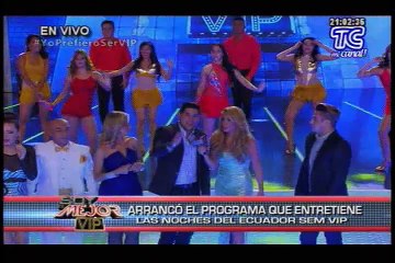 SEM - VIP: La noche comenzó al ritmo del "Gusanito".