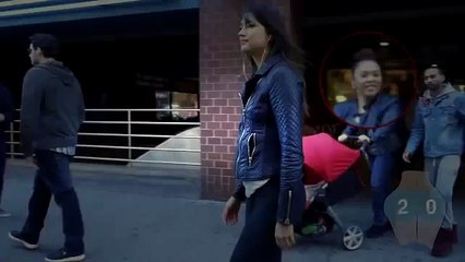 Tayt Giyen Kadının Kalçasına Bakmak - Sosyal Deney