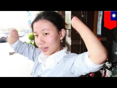 Mujer sin manos ni pies decide darle la vuelta a la isla de Taiwán en bicicleta