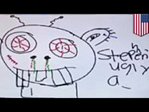 Estudiante graba a escondidas mientras un profesor y sus compañeros de clase lo acosan