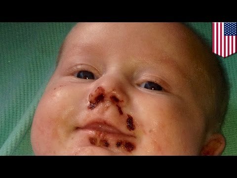 Маленькая девочка провела три дня под мёртвым телом своего отца