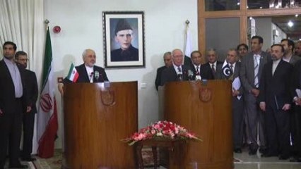 Zarif, Yemen Meselesini Görüşmek İçin İslamabad'a Geldi