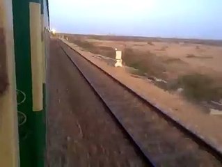 HI SPEED 160KPH 7up Tezgam And 16dn Karachi EXPRESS CROSS