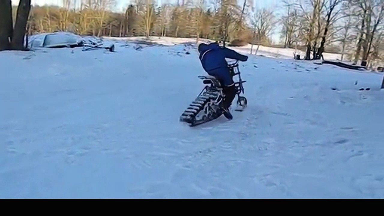 FRANCE MOTARD / Une moto-neige faite maison
