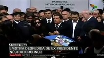 Chávez asiste a funeral de Kirchner en Buenos Aires