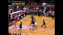 Chris Paul Punches Julius Hodge in the Nuts - Wake Forest vs NC State 2005