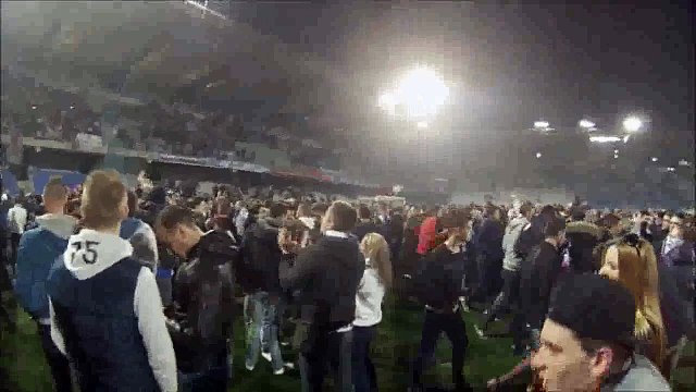 Communion entre supporters Guingampais et Auxerrois