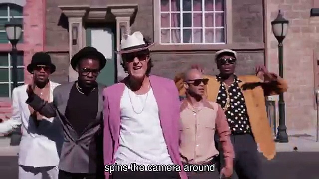 Mark Ronson ft. Bruno Mars - 'Uptown Funk'  [un...