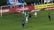 Gilberto perde gol incrível em cima da linha em São Januário
