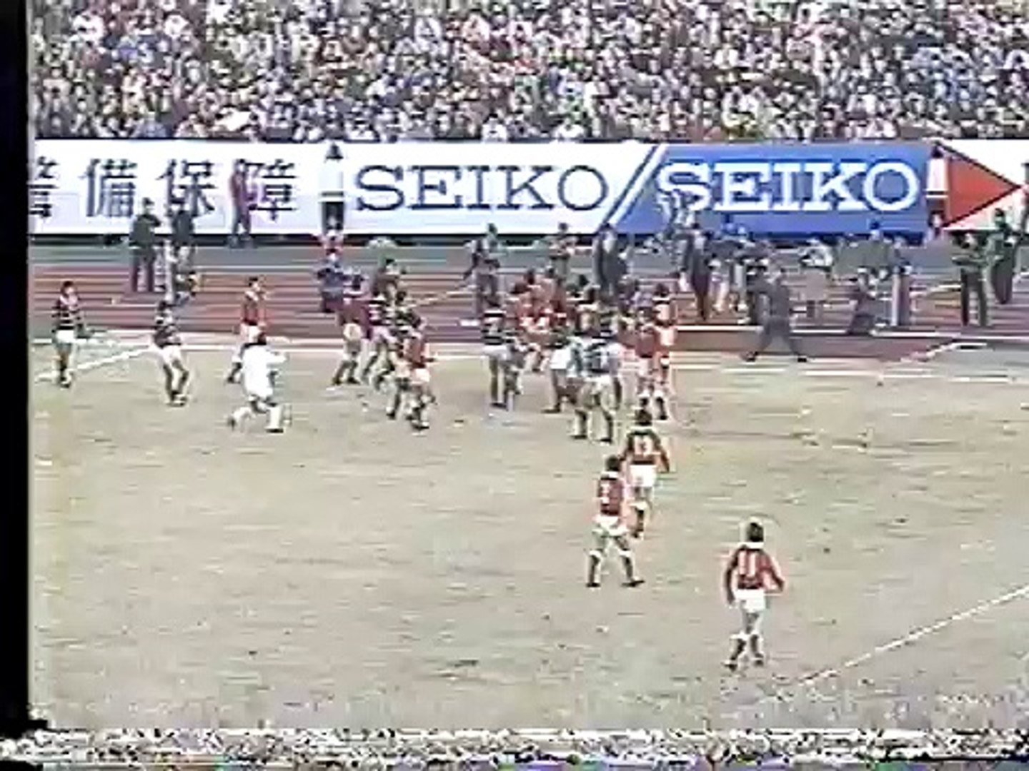 松尾の8の字サイン 新日鉄釜石 vs 同志社 1985年1月15日 - video