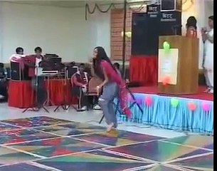 Pakistani Girl School Dance Papo0o0o0 Bachi
