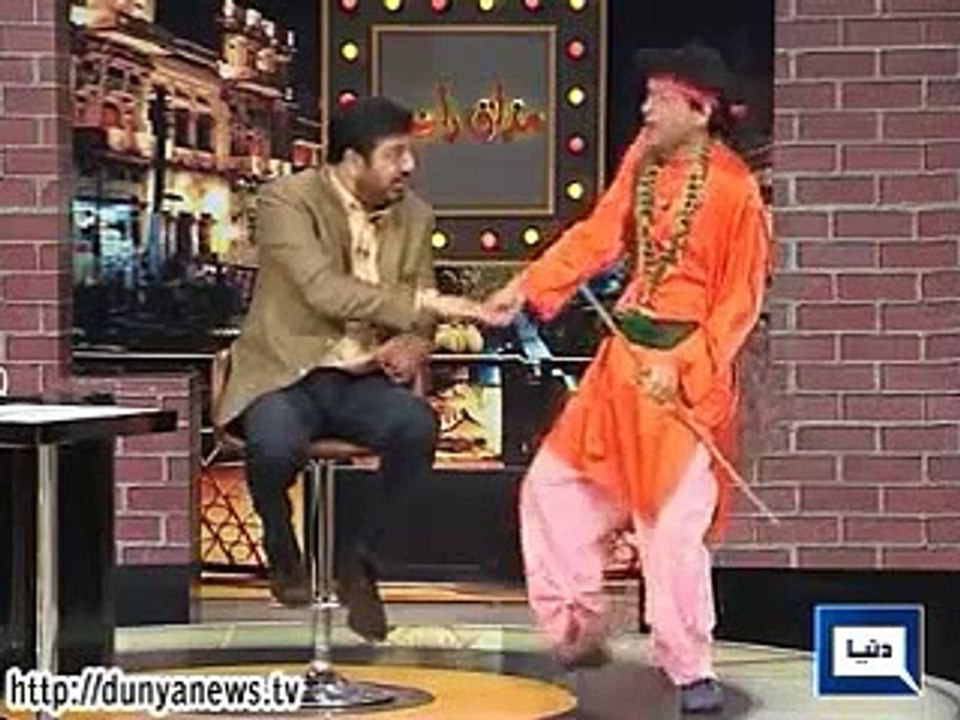 Jogi Baba Sadhoo Sant faqeer of Mazaaq Raat 31 March 2015  - Dunya News