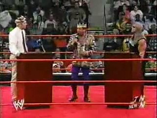 Scott Steiner and Chris Nowinski debate the war in Iraq