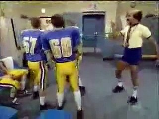 MadTv-Coach Hines Locker Room