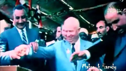 عبد الناصر يعطي اشارة البدء لتحويل مجرى النيل 1964