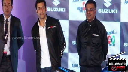 Salman Khan IGNORES Talking On Sunny Leone _ SHOCKING