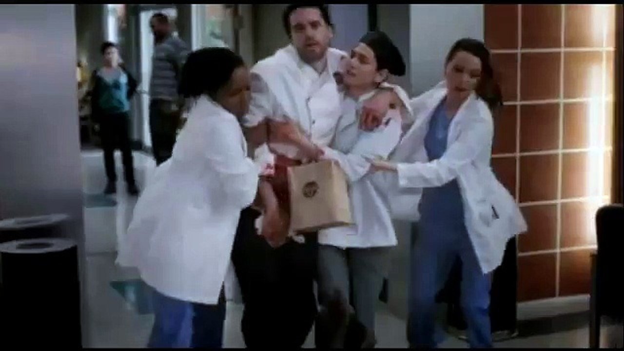 Grey's Anatomy - 11x19 - Sneak Peek - Extrait #2 - "Crazy Love"
