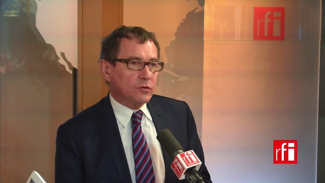 Robert Rochefort, invité de la matinale sur RFI - 080415