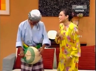 Gelak Khas - Merisik