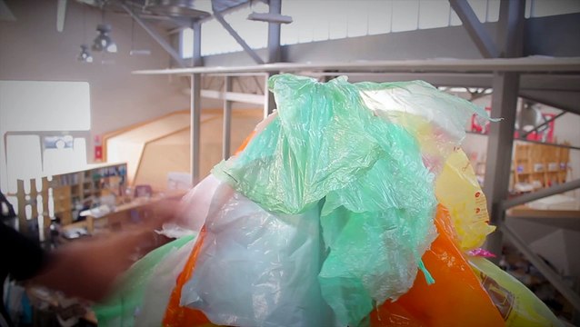 ASK #003 L'invasion des sacs plastiques