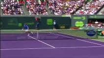 Novak Djokovic s'énerve et effraie un pauvre ramasseur de ba