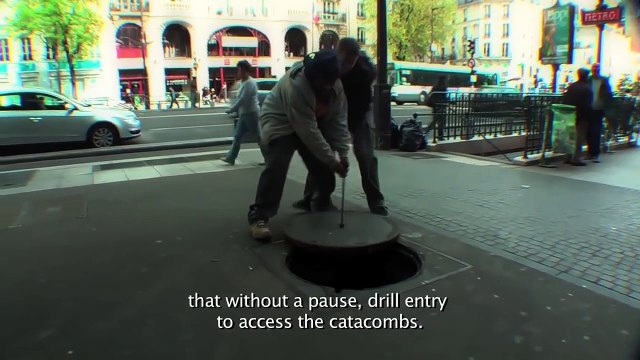 Visite fascinante des catacombes de Paris