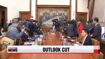 Korea's central bank cuts 2015 growth outlook to 3.1%